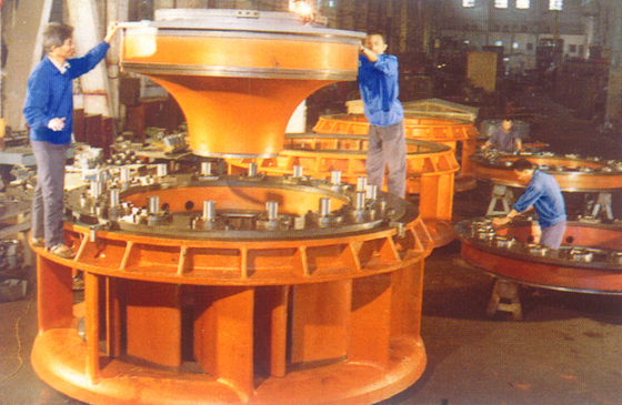 Turbine hydraulique verticale Kaplan de 300 kW avec lames CNC en acier inoxydable
