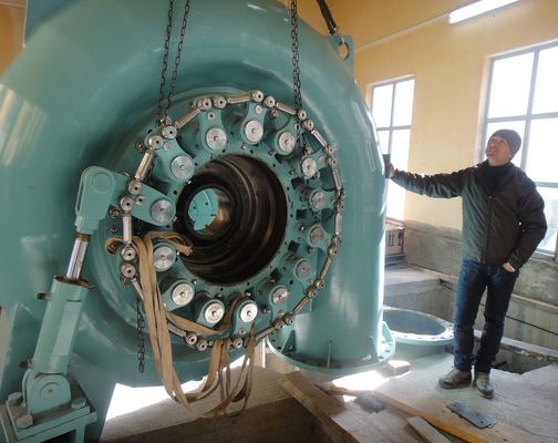 Parties de remplacement de turbines de guidage de vannes à entrée pour une résistance élevée à la corrosion