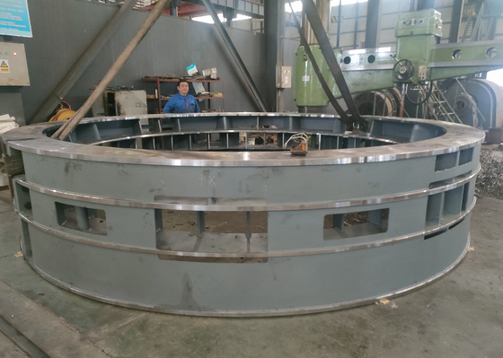 Turbine d'eau en acier inoxydable Arbre vertical pour une fréquence de fonctionnement de 50 Hz