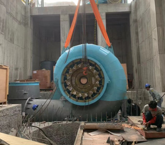 20-200m Tête en acier au carbone Casse en spirale Turbine hydraulique à turbine horizontale Francis