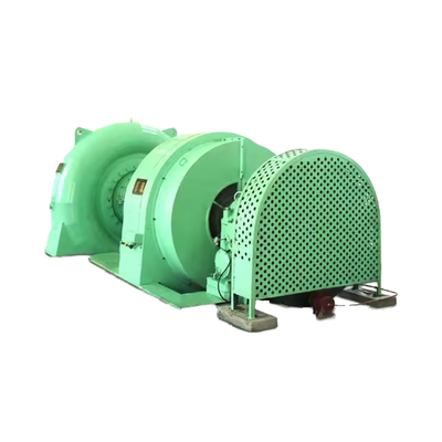 Turbine hydraulique Pelton de 134 m de hauteur nominale et de 2150 kW de capacité avec type de coureur à jet unique ou multi-jet