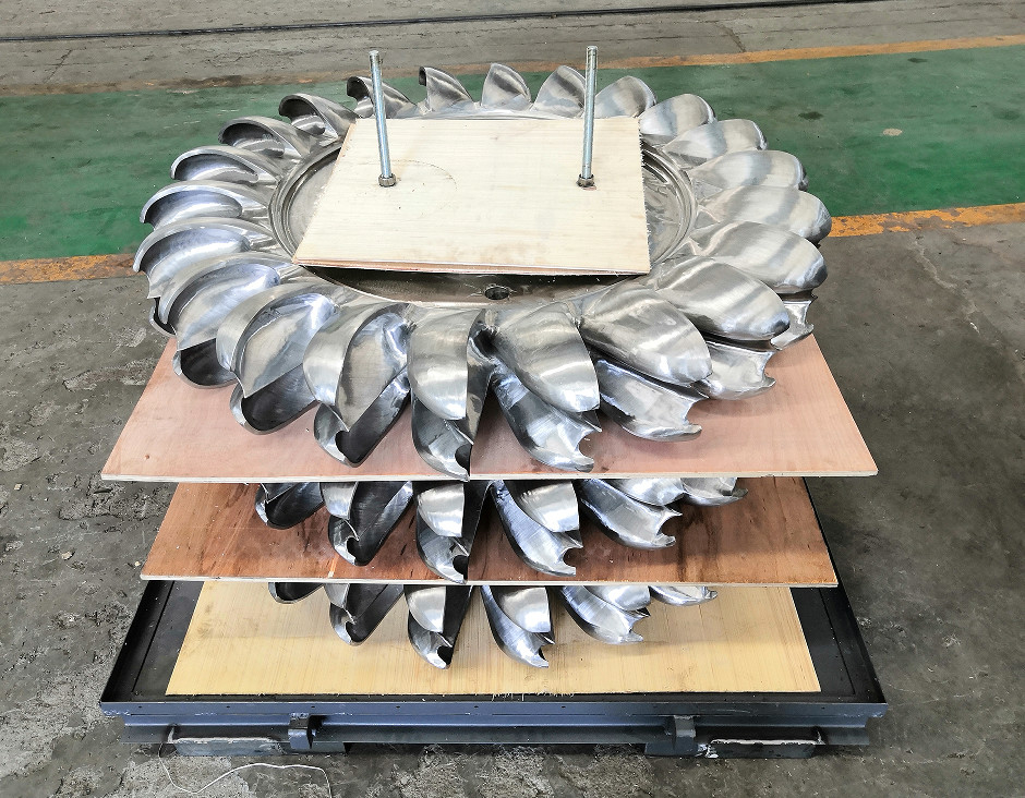 Q345-B Matériau de la turbine hydraulique Pelton pour type de moteur à jet unique ou à jet multiple