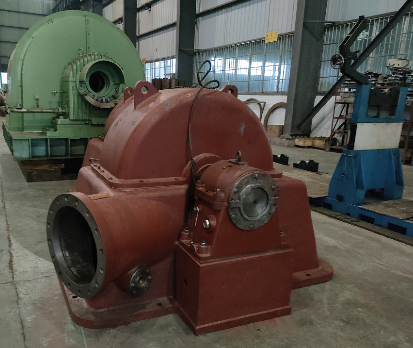 Turbine à impulsion hydraulique à puissance de 1000 kW, installation verticale ou horizontale