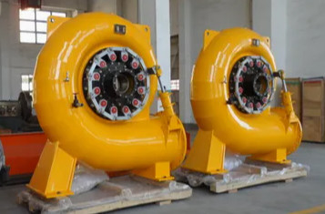0.3-100 m3/s Débit nominal Turbine hydraulique Francis avec vanne de guidage en acier inoxydable et débit d'entrée de 2 M3/s
