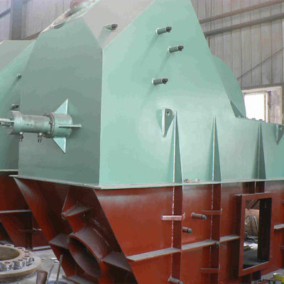 Générateur hydroélectrique Pelton 600 kW à 750 tr/min, avec une chute d'eau de 100 m et un rendement de 94 %