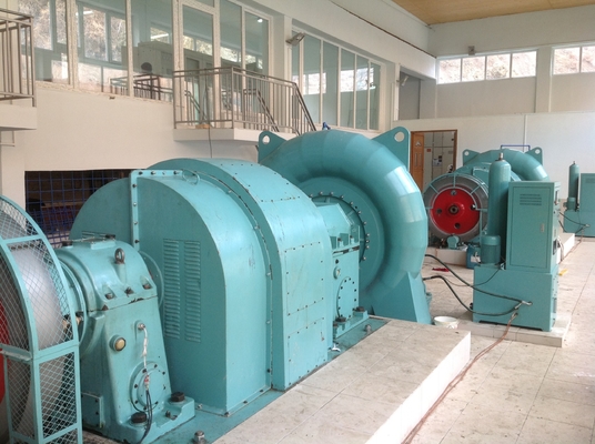 Turbine hydraulique en acier inoxydable Francis 50HZ Puissance de sortie de 500 kW à 1250 kW pour les performances