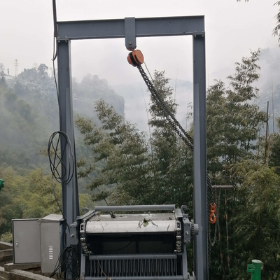 Traitement des eaux résiduaires automatique d'écran de barre IP55 1kw pour la turbine hydraulique de l'eau de centrale